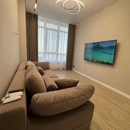 Apartment аркадия ! жк атмосфера терраса вид моря , паркинг, размещение 5 гостей *